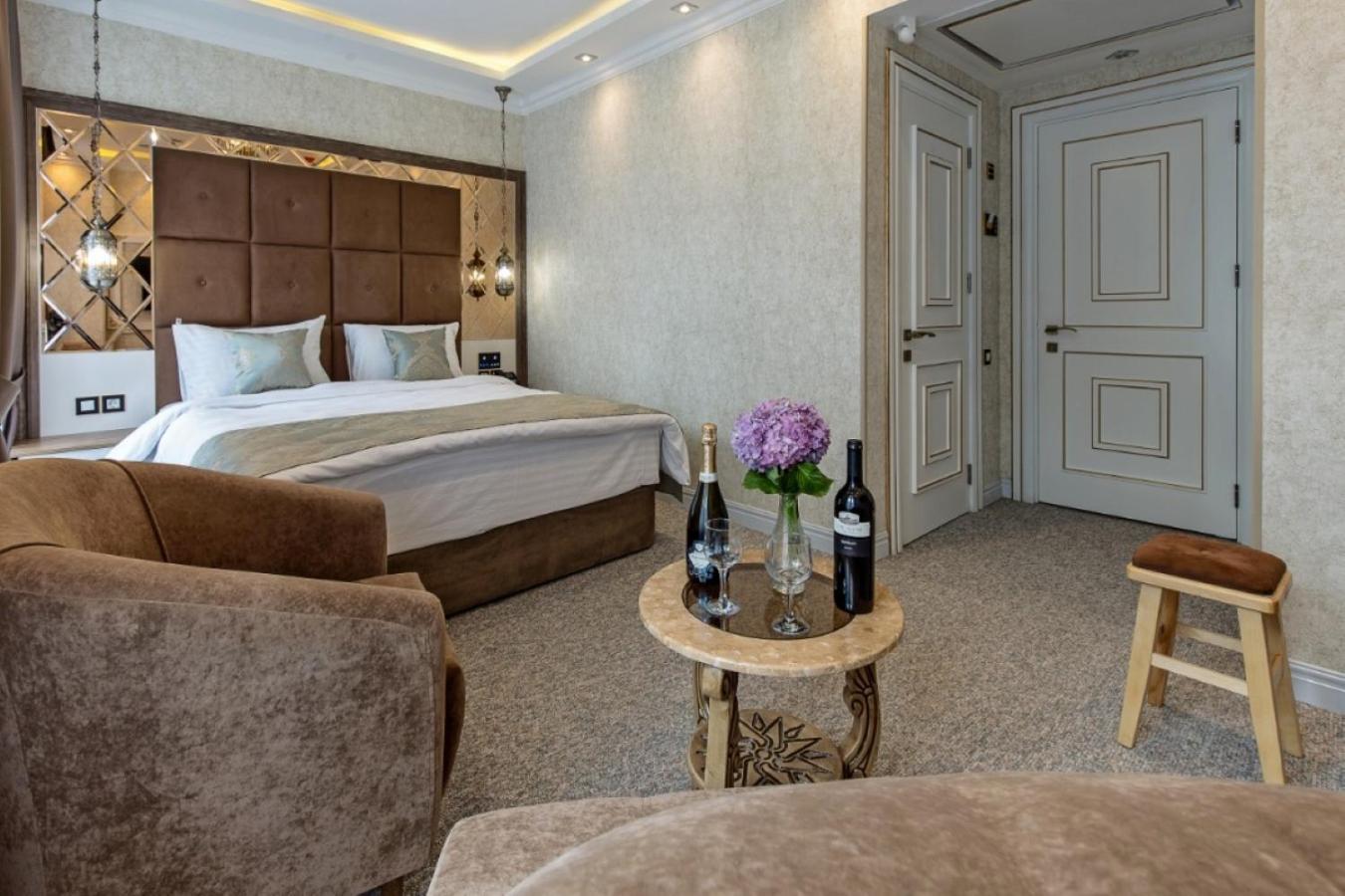 Aqua Hotel Tbiliszi Kültér fotó